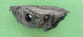 Faro delantero derecho Audi Q3
