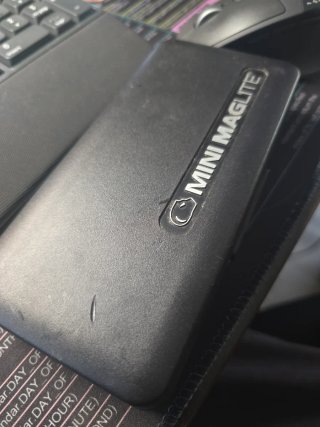 Linterna Mini MAGLITE Camuflaje
