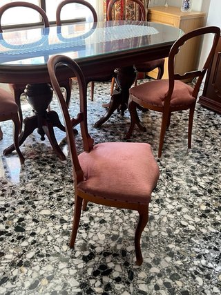 Mesa y 6 sillas de comedor