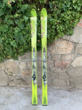 Esquís de travesía Dynastar altipowder.