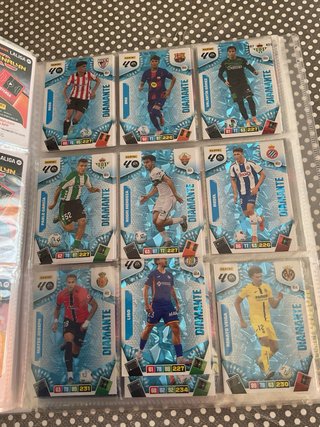 Álbum Panini Adrenalyn XL LaLiga 25-26 +450 Cartas