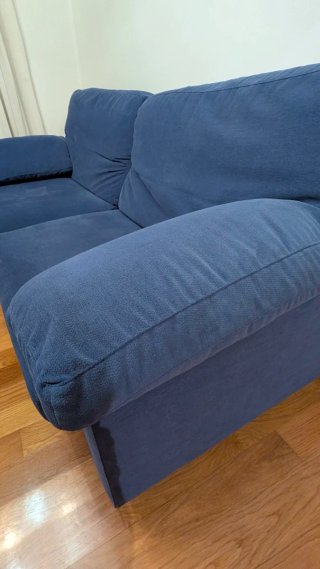 Mueble de salón madera con sofá. GRATIS.