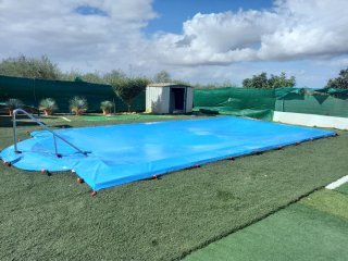 Toldo cobertor piscina 4x9 puesto solo 2 inviernos