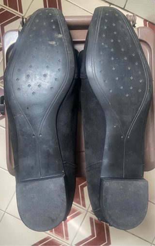 Zapatos negros de mujer
