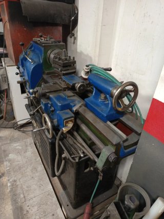 Torno Lider P-160 para metal