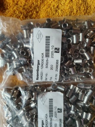 Rosenberger HWK221-12A006/40A - Casquillo