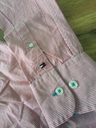 Camisa Tommy Hilfiger Rayas Rosas Talla M