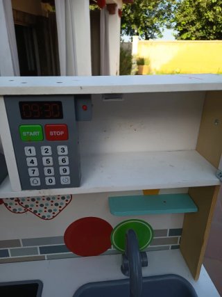 Cocina de juguete con accesorios