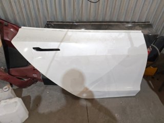 Puerta Trasera Derecha Tesla Model 3