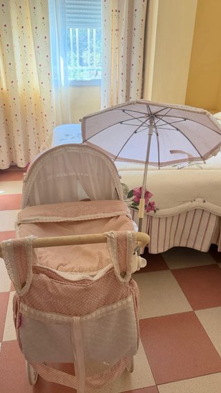 Carro de muñecas clásico rosa