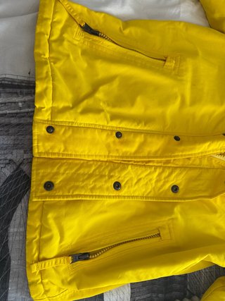 Chaqueta Abercrombie & Fitch Amarilla