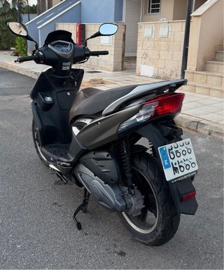 Kymco Agility City 125 Gris