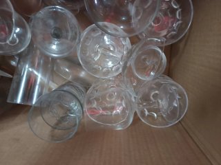Copas y vasos de cristal