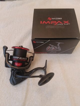Carrete Pesca NYTRO IMPAX 5500 Long Cast.