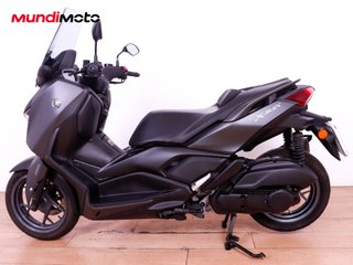 YAMAHA X-MAX 125