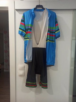 Conjunto Maillot y Culotte Ciclismo TXL