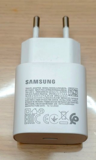 Cargador Samsung USB C 25W EP-TA800