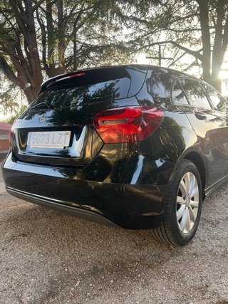Mercedes Clase A A180d AMG Line automático (7G-DCT