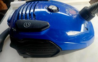 Aspiradora con bolsa AEG VX6 X force