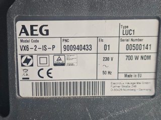 Aspiradora con bolsa AEG VX6 X force