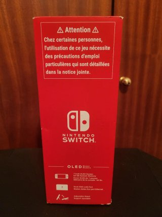 Nintendo Switch OLED.