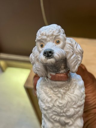 Figura lladró Caniche Porcelana Blanca