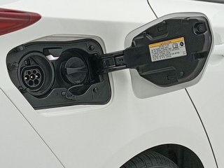Toyota Prius Plug-In 125PH Advance