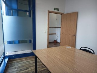 Local comercial en alquiler en Arroyo del Moro - Noreña en Córdoba