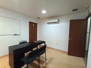 Local comercial en alquiler en Arroyo del Moro - Noreña en Córdoba