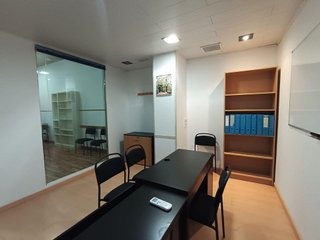 Local comercial en alquiler en Arroyo del Moro - Noreña en Córdoba