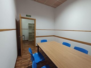 Local comercial en alquiler en Arroyo del Moro - Noreña en Córdoba