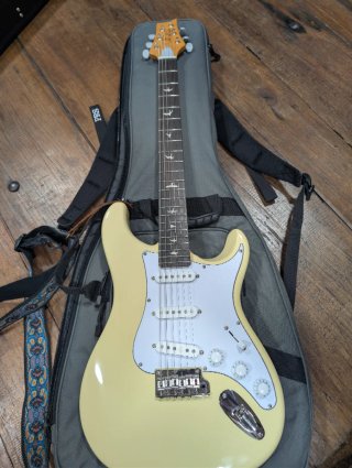 PRS SE Silver Sky Moon White Guitarra