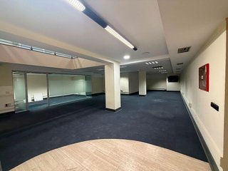 Local comercial en alquiler en Paseo Independencia en Zaragoza