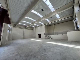 Nave industrial en alquiler en Serraparera en Cerdanyola del Vallès