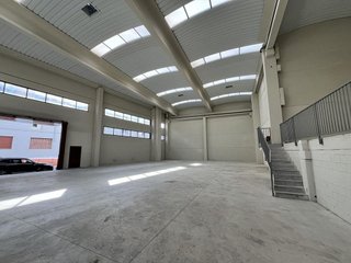 Nave industrial en alquiler en Serraparera en Cerdanyola del Vallès