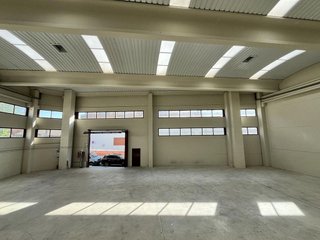 Nave industrial en alquiler en Serraparera en Cerdanyola del Vallès