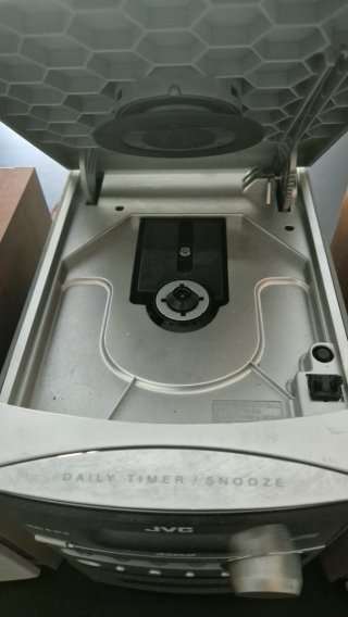 Mini cadena JVC CD/MP3/Casset