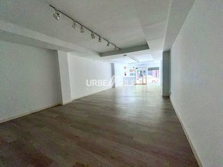 Local comercial en alquiler en Martorell
