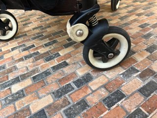 Bugaboo Bee negro con capazo y silla. Buen estado