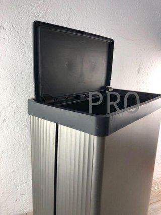 Cubo de basura Curver