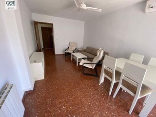 Piso en alquiler en Cervantes en Granada