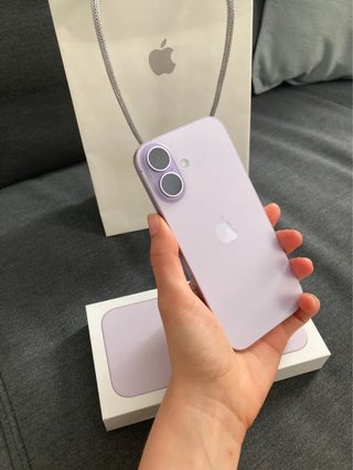 iPhone 17 256GB Morado - 93% Batería