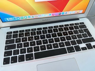 MacBook Air 2012 Plata