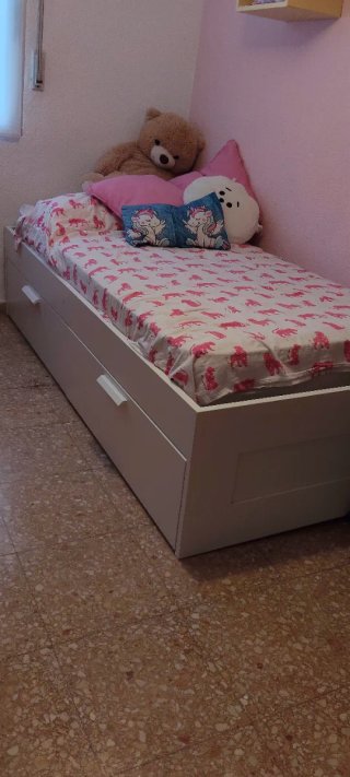 Cama Ikea Brimnes con cajones
