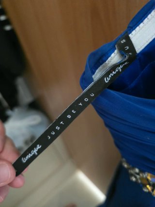 Abito da cerimonia blu con strass
