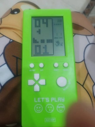 Consola de juegos portátil verde