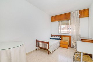 Piso en venta en San Francisco Javier en Granada