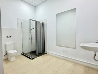 Local comercial en alquiler en Los Rios - CARE en Mijas