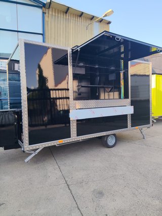 FOOD TRUCK CARRO DE COMIDA FABRICADO A MEDIDA