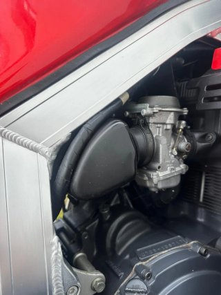 Suzuki GSXR1100 1988 16.000 kms slabside